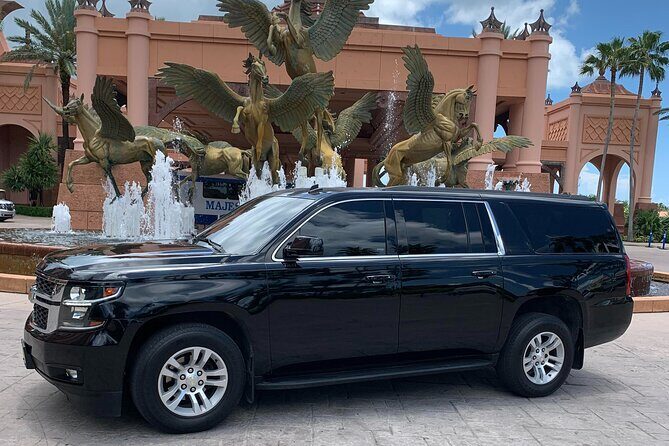 Airport-Atlantis Paradise Island Private Roundtrip Transportation - Meeting Your Driver Outside Customs at Lynden Pindling