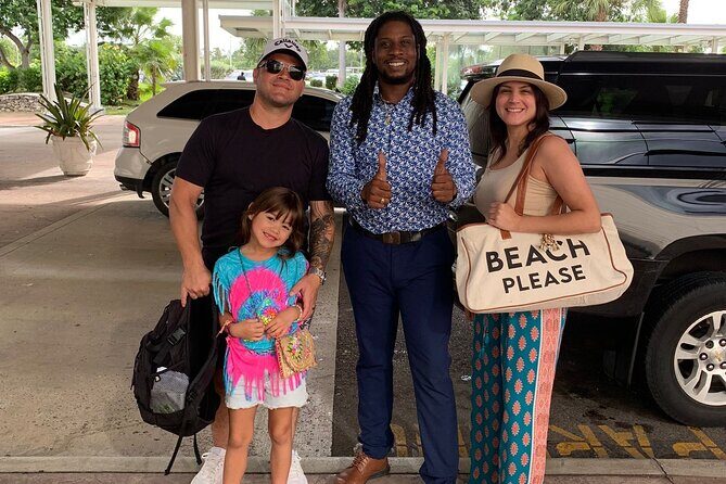 Airport-Atlantis Paradise Island Private Roundtrip Transportation - Communication and Timing That Keeps You From Waiting Around