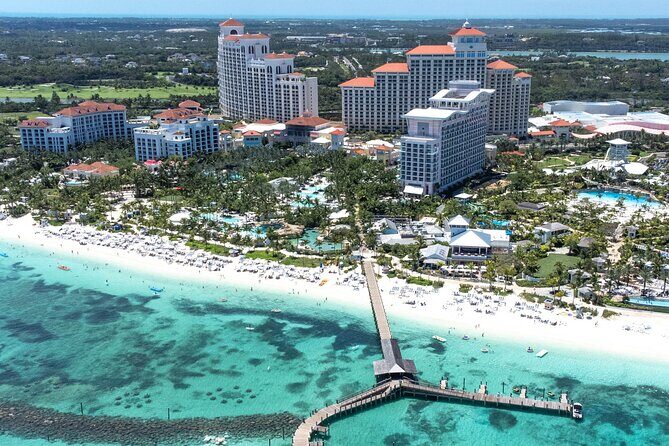 Bahamas Lynden Pindling Airport (NAS) Private Transfer to Nassau - The actual ride into Nassau: short, direct, and usually smooth