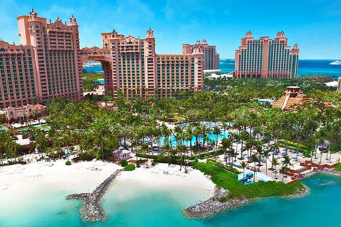 Bahamas Lynden Pindling Airport (NAS) Private Transfer to Nassau - Airport waiting time: why it’s worth caring about