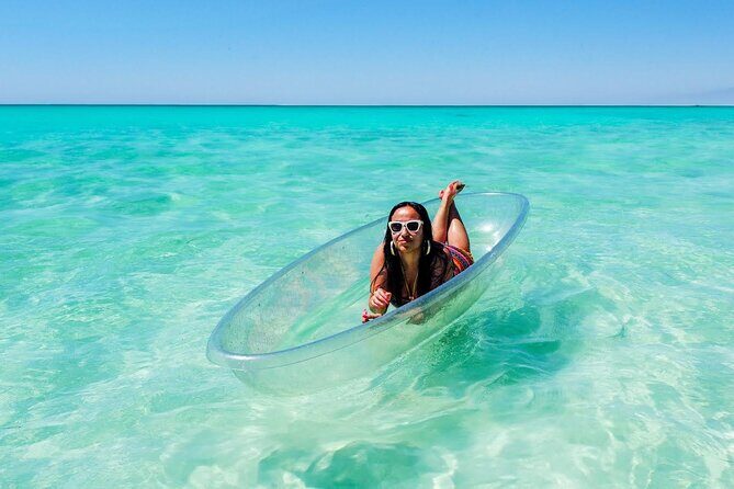 Beach Day and Clear Kayak Photoshoot in Bahamas - Price and logistics: is $150 really worth it?