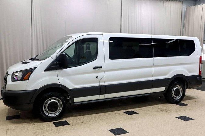 Direct Private Airport Transfer four or more Persons (one way) - FAQ