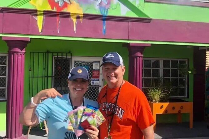 Electric Bus tour of Nassau with sampling of local food & drinks - Should you book the electric bus dash-and-dine?