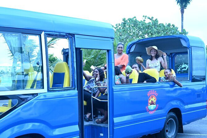 Funky Nassau Deluxe Food Tour - A Taste of The Bahamas - Lunch and dessert: what you get when you’re paying for “deluxe”
