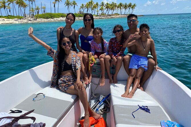 Half Day Pigs Turtles Reef and Ship Wreck Snorkeling - Passing Gilligans Island for Photos