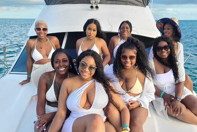 Half-Day Private Rose Island Party Yacht Getaway - Snorkeling at Rose Island Reef: how to get the most out of the water time