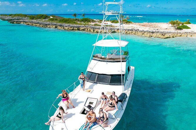Half-Day Private Rose Island Party Yacht Getaway - Beach time on Rose Island: white sand, swim breaks, and staying comfortable