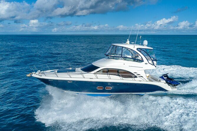 Half Day Private Yacht Charters - Your 4-Hour Plan: Rose Island or Pig Island, Plus Snorkel Time