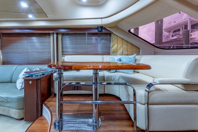 Half Day Private Yacht Charters - Pig Island and Turtle-Forward Water Time