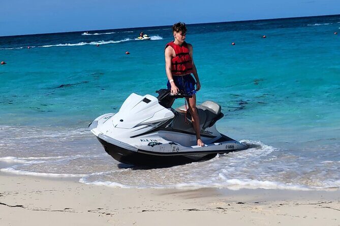 Jetski Rentals Nassau Bahamas. Transportation included (free) - The Jetski Ride on Junkanoo Beach: What to Expect in Real Life