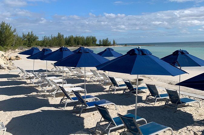 Junkanoo Village Beach Club with Lunch - Comfort and Practical Stuff: Wi-Fi, Bathrooms, and Paid Loungers