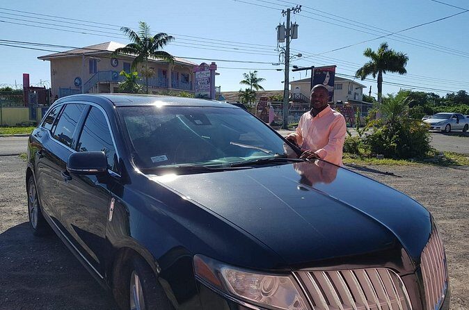 Luxury MKT Town Car Private Roundtrip Transfer - Price and Logistics: Is $140 Per Group Good Value?
