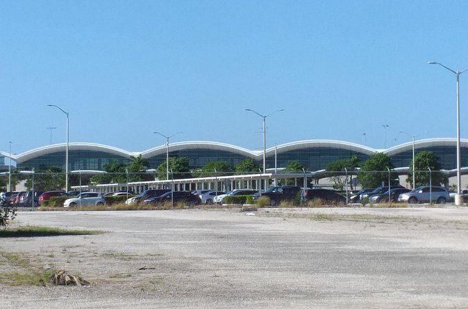 Nassau Airport to Palm Cay - group transportation in comfort - Meeting Point Reality: Pickup Scheduling and Where the Driver Actually Finds You