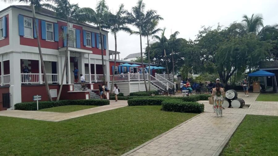 Nassau City Tour: Discover the Charms of Old Charles Town - Key Highlights Worth Scanning