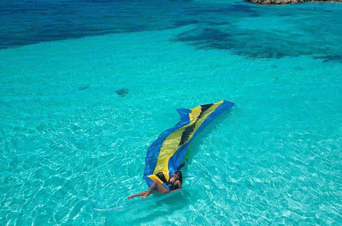 Nassau Clear Kayak Drone Photoshoot- Floating Dress - Who this is best for (and who might want to skip)
