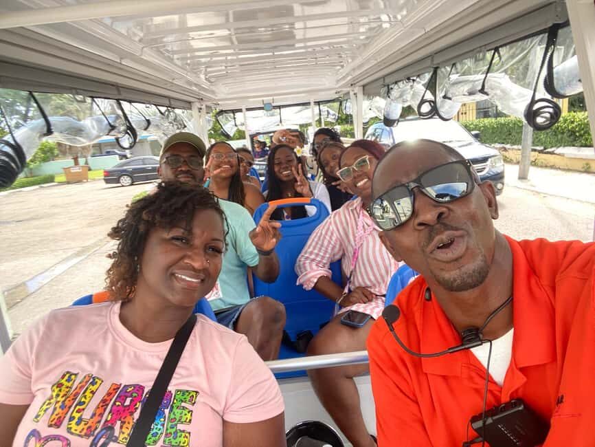 Nassau: Electric Bus Tour with Food & Drink Samples - Rawson Square and downtown passes: setting your bearings