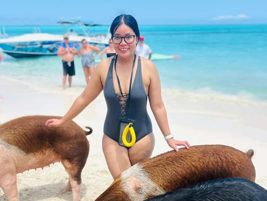 Nassau: Half-Day Swimming Pigs, Reef Snorkel & Beach Club - From Da Pig Beach to Athol Island: Reef Snorkeling That Feels Easy
