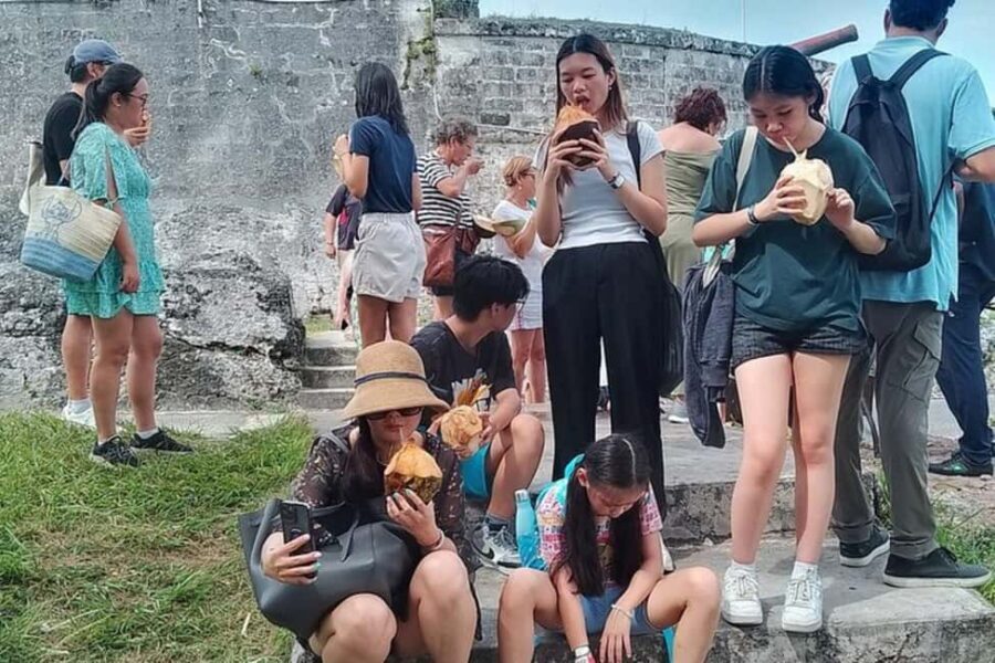 Nassau: Historical & Cultural Walking Tour by KINDWalk - Parliament Square to Government House: the quick hit of official Nassau