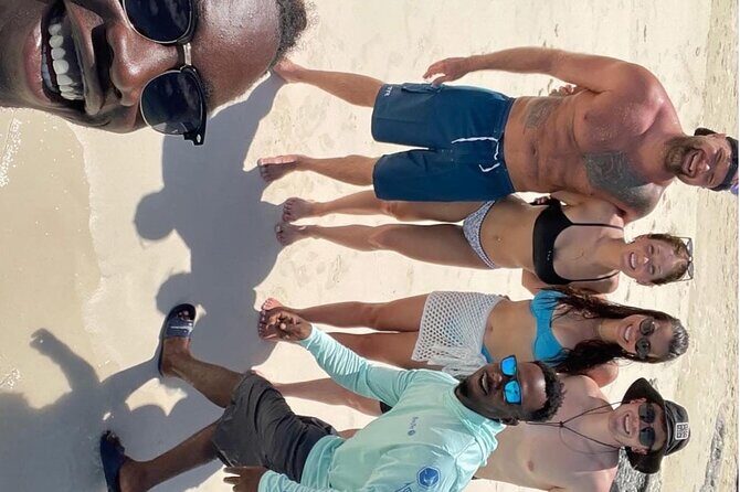 Nassau Optional Cay Hopping Tour on Rose and Pearl Island plus - Harbourside Atlantis sightseeing: sharks and celebrity-home views