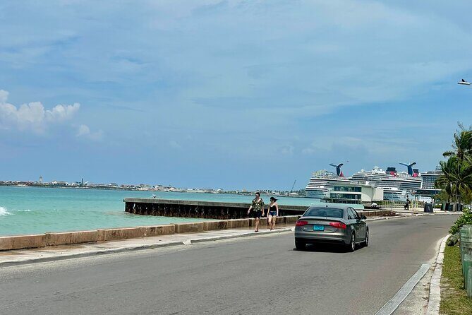 Nassau Private Airport & Cruise Port Transfer - Drivers who handle the details (Thayo, Richard, and bag care)