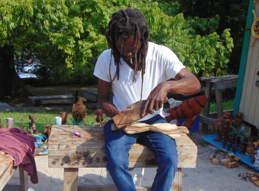 Nassau: Private and Personalized Island Tour - Arawak Cay Fish Fry: your end-of-tour payoff