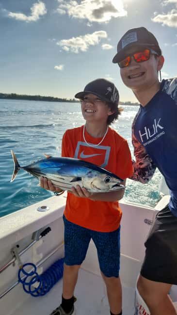 Nassau: Sport-fishing private charter . - Fishing gear, terminal tackle, and licenses: the stuff you don’t want to scramble for