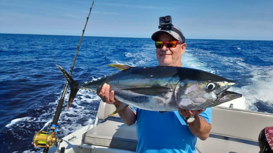 Nassau: Sport-fishing private charter . - Captain Javano’s approach: pick offshore or inshore, then fish with a purpose