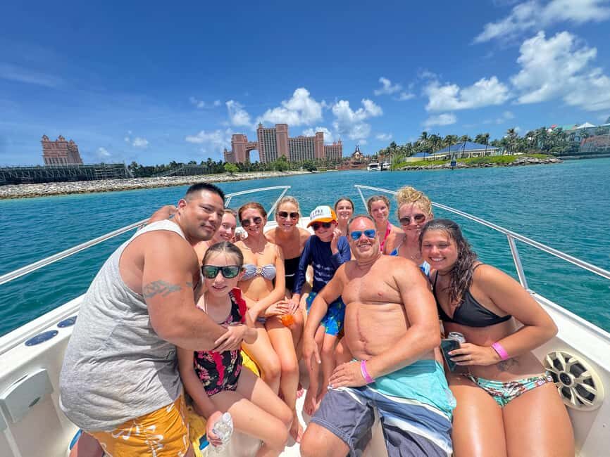 Nassau: Swimming Pigs and Turtles Boat Tour with Snorkeling - Three islands in four hours: how the day really flows