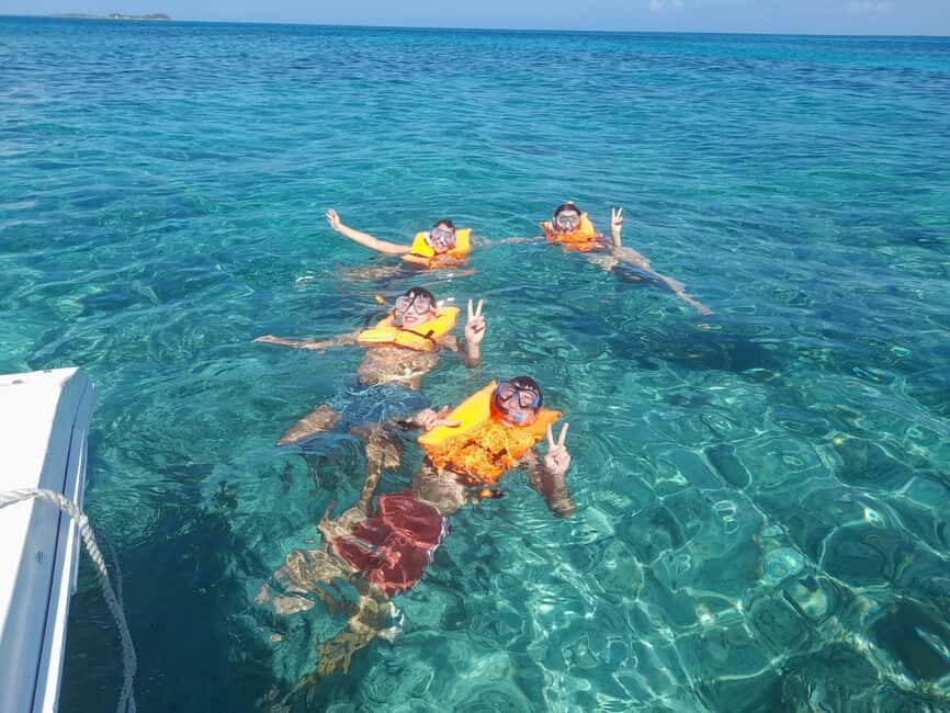 Nassau: Swimming with Pigs, Snorkeling, and Sightseeing Tour - Snacks, Drinks, and Captain Chris’s Style of Hospitality
