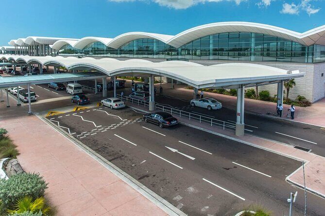One Way Private Airport Transfer for 4 People or Less - Key Things I’d Pay Attention To