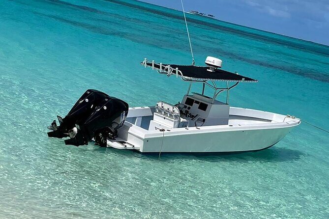 Private Beach Day / 50ft Sun Seeker or 33ft Boat / 1-10 Guests - On-Board Comfort, Snacks, and Drinks That Actually Save You Money
