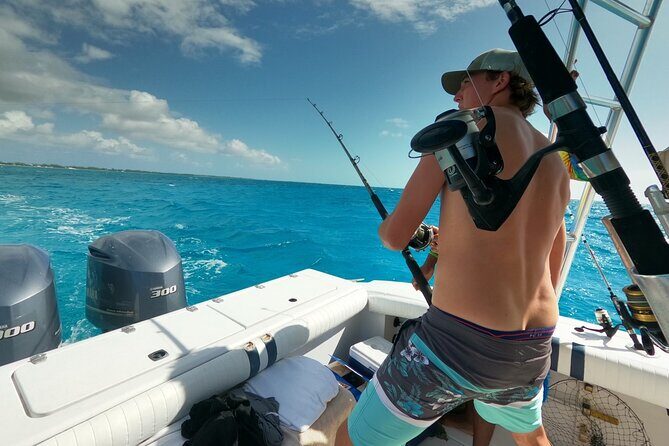 Private GroupTour Pigs/Turtles/Snorkeling/Lunch/Pickup/Dropoff - Snorkeling on the Northern Reefs: Quick, Fun, and Not Overlong