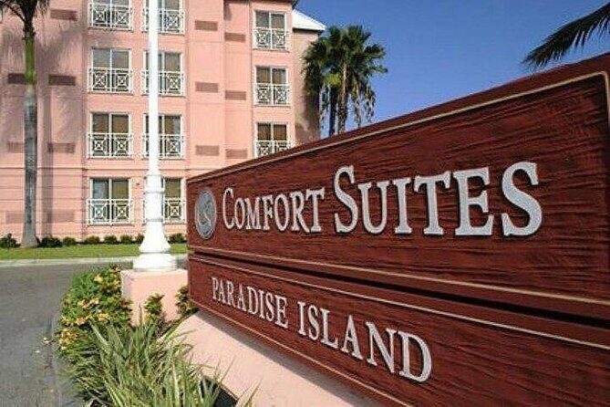 Private Roundtrip Sedan Airport Transfer to Paradise Island - Vehicle and comfort: the part you should verify before you book