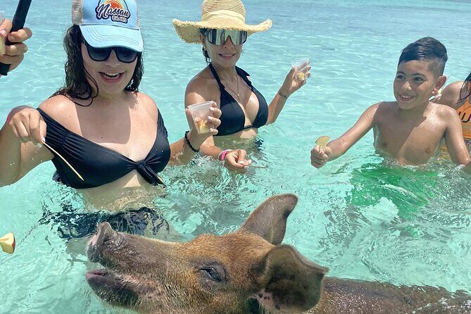 Rose Island 3 Island Luxury Private Tour(8hrs) - Boarding the boat: what makes a private day feel calm