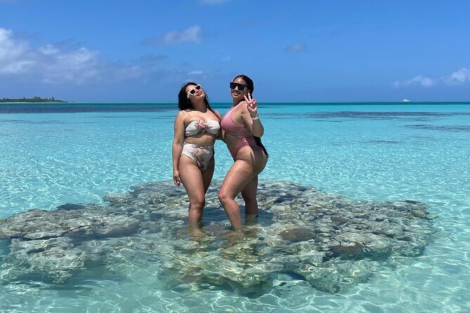 Rose Island Adventure: Turtle Swim and Snorkel - Getting There: Hurricane Hole Marina and a Smooth Start