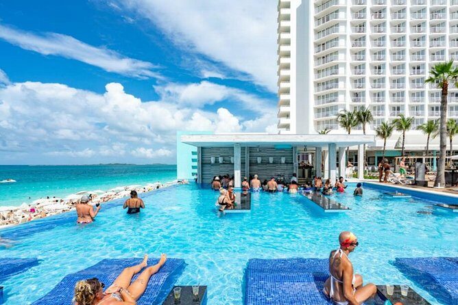 Round trip Airport (LPIA) to Atlantis, Comfort Suites, Warrick, Harbourside, RIU - Key Things That Make This Transfer Work Well