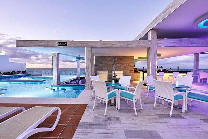 Round trip Airport (LPIA) to Atlantis, Comfort Suites, Warrick, Harbourside, RIU - Time on the Clock: How Long the Transfer Takes