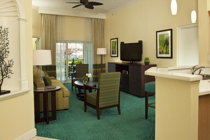 Round trip Airport (LPIA) to Baha Mar, Melia, West Bay St, Cable Beach, Breezes - Why This LPIA to Nassau Resort Transfer Works So Well