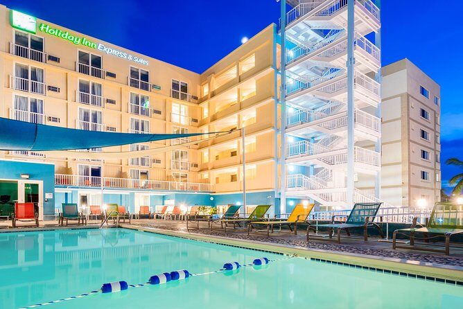 Roundtrip (LPIA) to Magaritaville, Marriott, Holiday Inn, Hilton - NAS to Nassau by Private Car: What Makes This Worth It