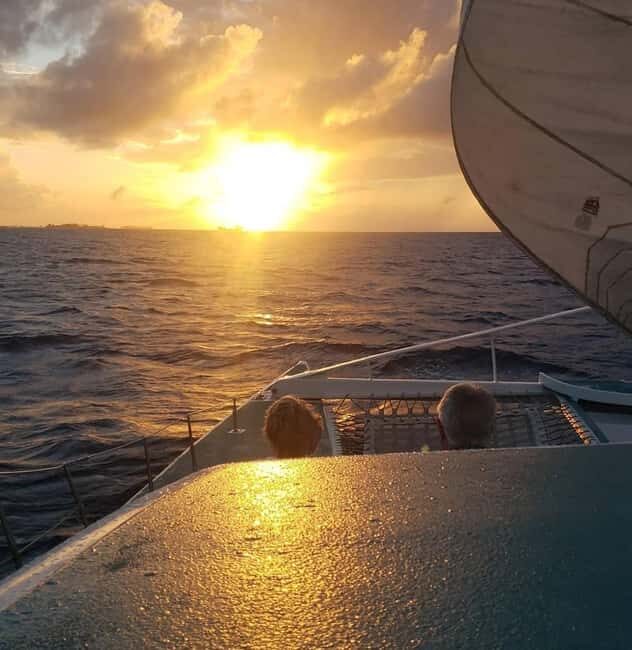 Sunset Cruise In Paradise - Why Nassau’s harbor sunset feels like Nassau, not just a view