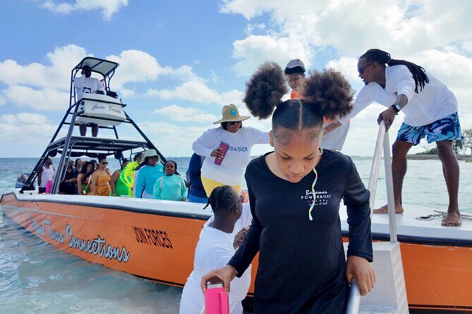 Swimming Pigs, Snorkeling and Beach Tour in Nassau Bahamas - Who should book this tour (and who might think twice)