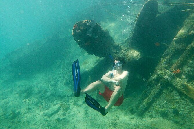 Top 4 Snorkeling Adventures in Bimini - SS Sapona: WWI troop transport turned reef legend